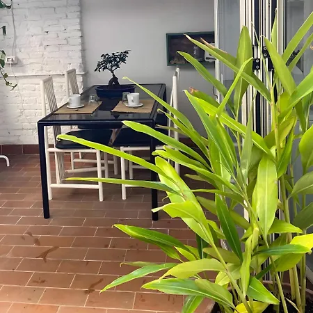 Two-bedroom In Caracalla شقة *
